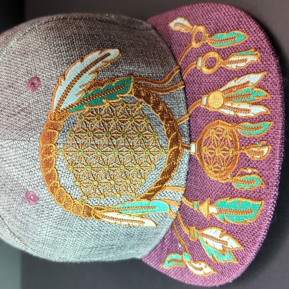 Flight Inspired Dreamcatcher Hemp Fitted Gray/Purple Hat,7 1/4. - Picture 2 of 10